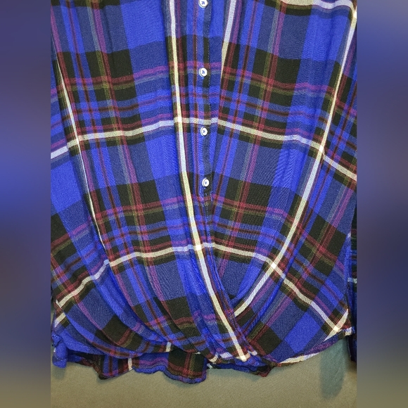 Cato Est. 1946 Vivid Blue Plaid Longsleev Top - Picture 3 of 8